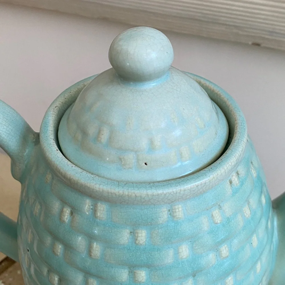 Vintage WELLER POTTERY Teapot